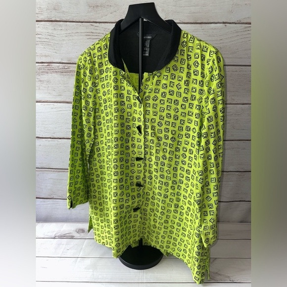 Ali Miles Tops - Ali Miles Lime Green Geometric Button-Up Shirt – Size Medium Unique Statement